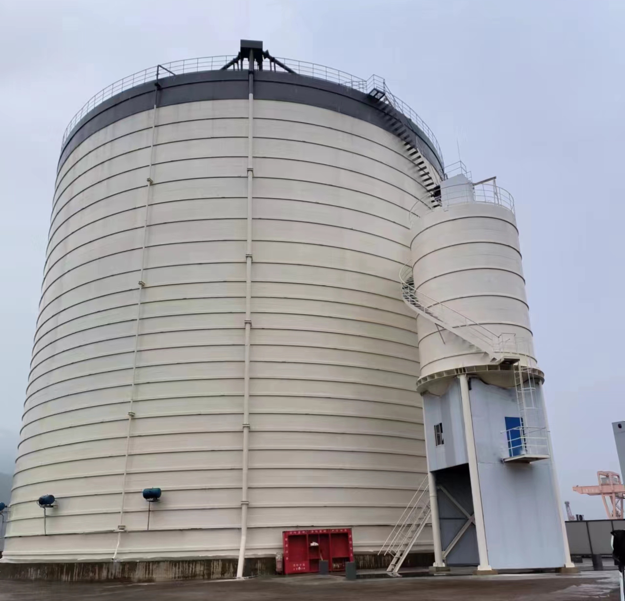 平山10万吨水泥钢板库